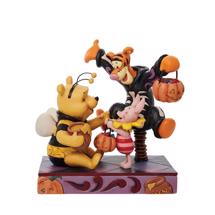 Disney Jim Shore 6010864 <BR> Winnie The Pooh & Friends Halloween 