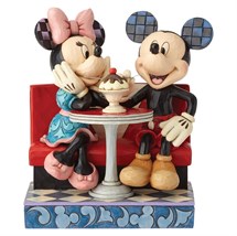 Disney Jim Shore 4059751 <BR> Love Comes In Many Ways <BR> (Mickey & Minnie Figurine)