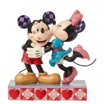 Disney Jim Shore 6016327 <BR> Hugs & Kisses <BR> (Mickey & Minnie Love Figurine)